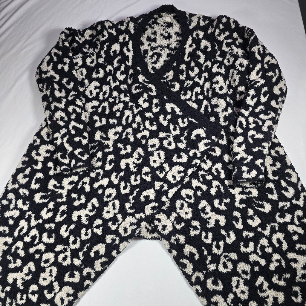 Ugg Textured Knit Black & White Jacquard Coat Size Medium